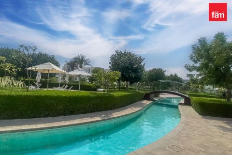 Villa in Dubai 3 bedrooms, 128.6 sq.m. № 60506 - photo 12