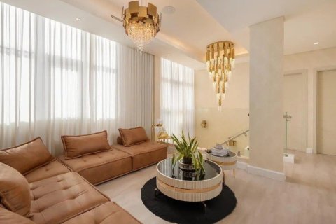 Villa en Dubai, 6 dormitorios, 354.66 m², № 118970 - foto 6