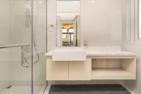 Villa en Dubai, 6 dormitorios, 354.66 m², № 118970 - foto 14