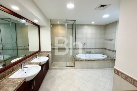 Apartment in Palm Jumeirah, Dubai 1 bedroom, 119 sq.m. № 25045 - photo 2