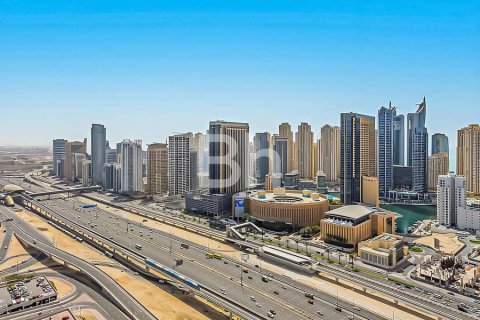 Appartement à Jumeirah Lake Towers, Dubai, 4 chambres, 219 m², № 25046 - photo 3