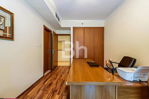 Appartement à Jumeirah Lake Towers, Dubai, 4 chambres, 219 m², № 25046 - photo 9