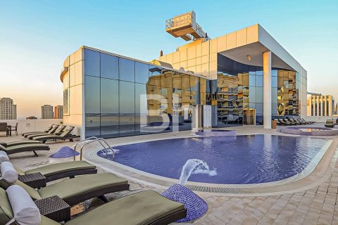 Appartement à Jumeirah Lake Towers, Dubai, 4 chambres, 219 m², № 25046 - photo 7