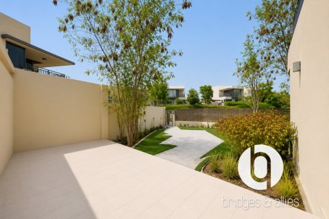 Villa à Dubai Hills Estate, Dubai, 4 chambres, 229 m², № 125072 - photo 7