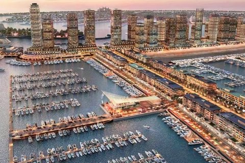 Apartment in Dubai Harbour, Dubai 3 bedrooms, 179.6 sq.m. № 40396 - photo 11