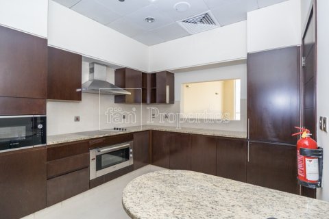 Apartamento en Palm Jumeirah, Dubai, 1 dormitorio, 121.6 m², № 83554 - foto 5