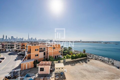 Apartamento en La Mer, Jumeirah, Dubai, 3 dormitorios, 216.56 m², № 128754 - foto 2