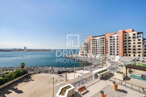 Apartamento en La Mer, Jumeirah, Dubai, 3 dormitorios, 216.56 m², № 128754 - foto 3