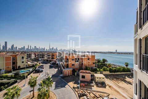 Apartment in La Mer, Jumeirah, Dubai 2 bedrooms, 115.94 sq.m. № 128747 - photo 18