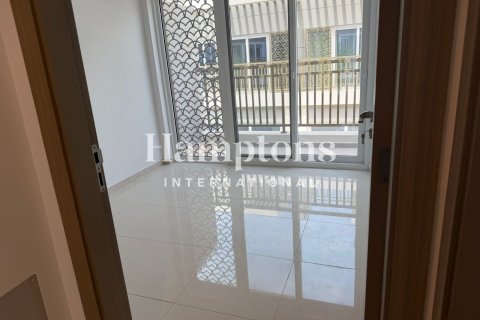 Townhouse in Camelia, Arabian Ranches 2, Dubai 3 bedrooms, 112.23983042 sq.m. № 105676 - photo 4