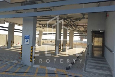 Bâtiment à Liwan, Dubai Land, Dubai, 2027 m², № 38750 - photo 3