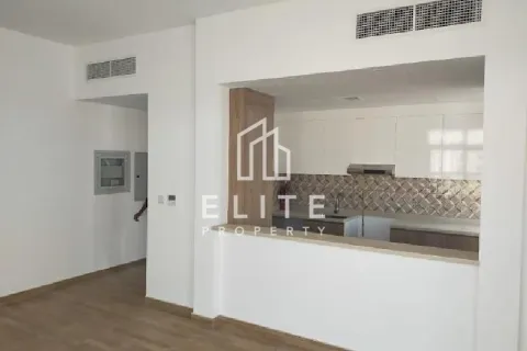 Building in Liwan, Dubai Land, Dubai 2027 sq.m. № 38750 - photo 6