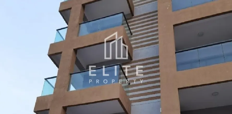 Building in Liwan, Dubai Land, Dubai 2027 sq.m. № 38750