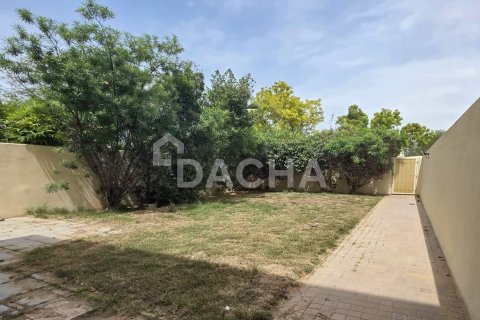 Villa in Springs 11, The Springs, Dubai 3 bedrooms, 273 sq.m. № 104763 - photo 8