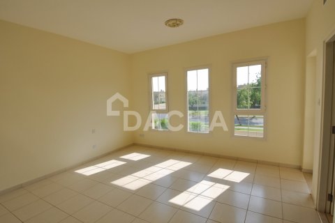 Villa in Springs 11, The Springs, Dubai 3 bedrooms, 273 sq.m. № 104763 - photo 2
