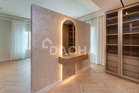Apartment in Emaar 6 Towers, Dubai Marina, Dubai 3 bedrooms, 402 sq.m. № 104758 - photo 10