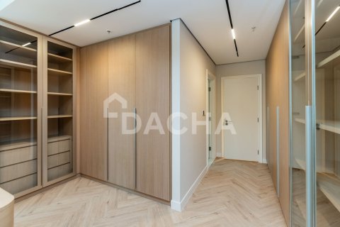 Apartment in Emaar 6 Towers, Dubai Marina, Dubai 3 bedrooms, 402 sq.m. № 104758 - photo 11