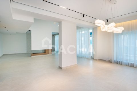 Apartment in Emaar 6 Towers, Dubai Marina, Dubai 3 bedrooms, 402 sq.m. № 104758 - photo 18