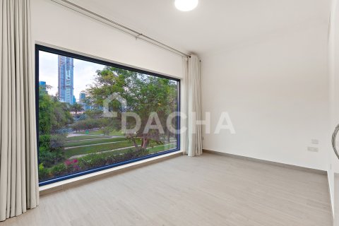 Villa in Jumeirah Islands, Dubai 5 bedrooms, 1303 sq.m. № 104759 - photo 11