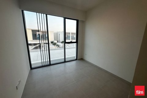 Townhouse in Dubai 3 bedrooms, 174 sq.m. № 71704 - photo 12