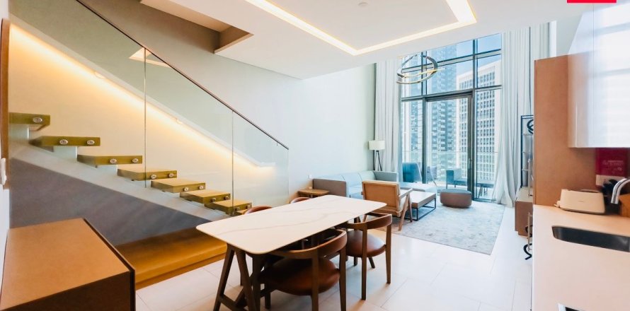 Квартира в Бизнес-Бэе, Дубай, 1 спальня, 100.6м², № 71712