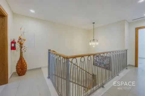 Adosado en Al Furjan, Dubai, 3 dormitorios, 262 m², № 122547 - foto 15