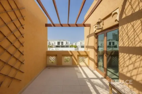 Adosado en Al Furjan, Dubai, 3 dormitorios, 262 m², № 122547 - foto 19