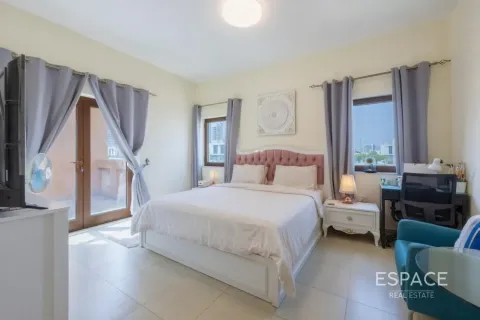 Adosado en Al Furjan, Dubai, 3 dormitorios, 262 m², № 122547 - foto 11