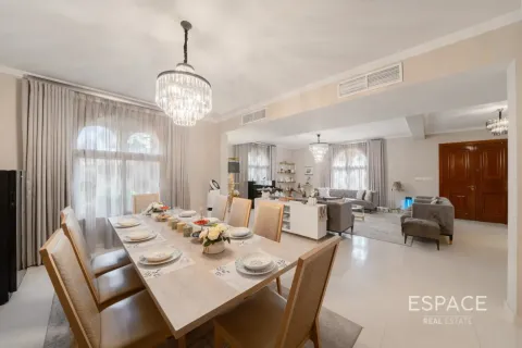Villa à Dubai Land, Dubai, 4 chambres, 496 m², № 122550 - photo 5