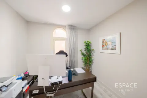 Villa à Dubai Land, Dubai, 4 chambres, 496 m², № 122550 - photo 13