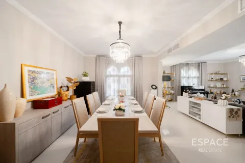 Villa à Dubai Land, Dubai, 4 chambres, 496 m², № 122550 - photo 4