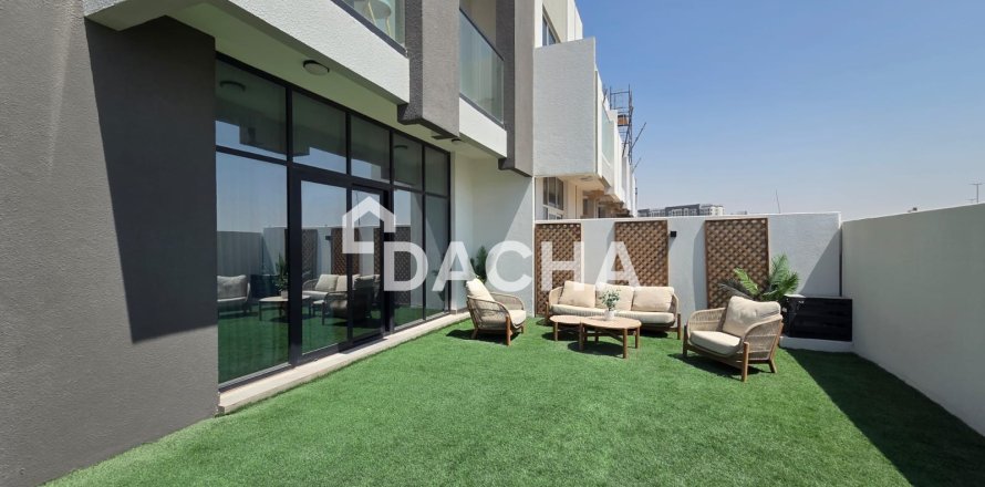 Maison de ville à Dubai, 4 chambres, 190 m², № 133252