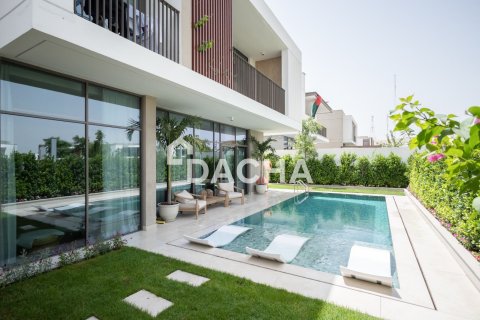 Villa à Al Furjan, Dubai, 5 chambres, 453 m², № 133253