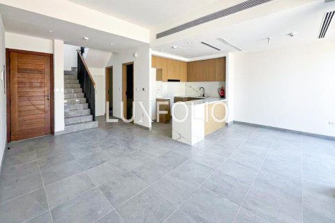 Adosado en Villanova, Dubai Land, Dubai, 3 dormitorios, 184 m², № 46446 - foto 2