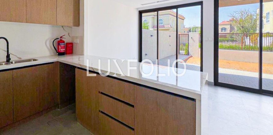 Adosado en Villanova, Dubai Land, Dubai, 3 dormitorios, 184 m², № 46446