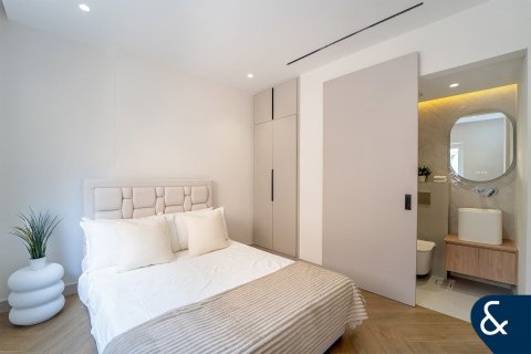 Купить виллу в Арабиан Ранчес, Дубай: 4 спальни, 231м², № 91296 - фото 7