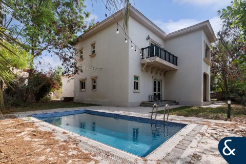 Купить виллу в Jumeirah Islands, Дубай: 4 спальни, 488м², № 91303 - фото 2