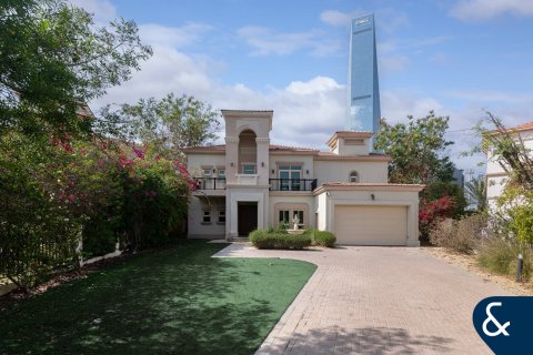Вилла в Jumeirah Islands, Дубай, 4 спальни, 488м², № 91303