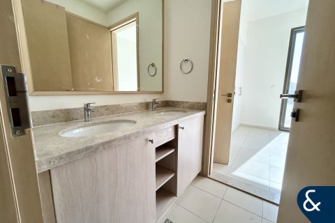 Купить виллу в Mira Oasis, Рим, Дубай: 3 спальни, 238м², № 91302 - фото 17