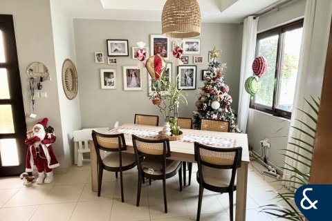 Villa in Mira, Reem, Dubai 3 bedrooms, 264 sq.m. № 91295 - photo 4