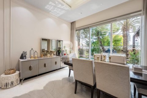 Villa à The Villa, Dubai, 5 chambres, 725 m², № 57897 - photo 3