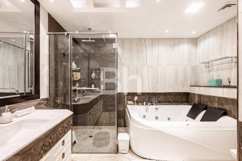 Villa à The Villa, Dubai, 5 chambres, 725 m², № 57897 - photo 4