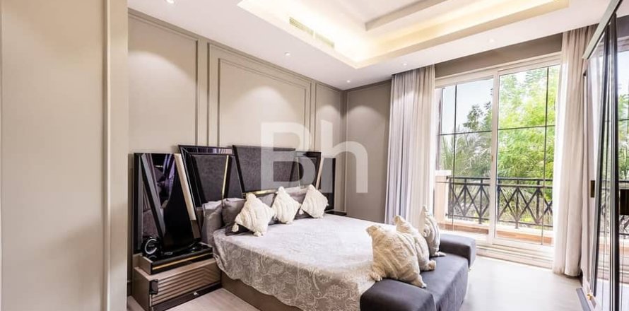 Villa à The Villa, Dubai, 5 chambres, 725 m², № 57897