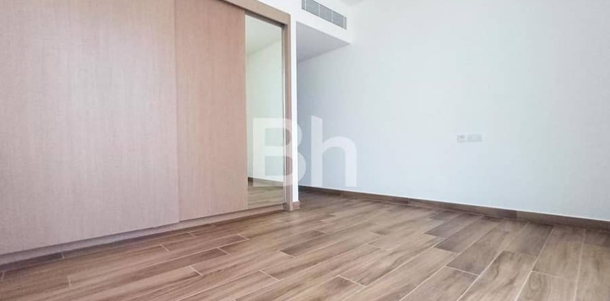 Вилла в Al Furjan, Дубай, 4 спальни, 651м², № 57883