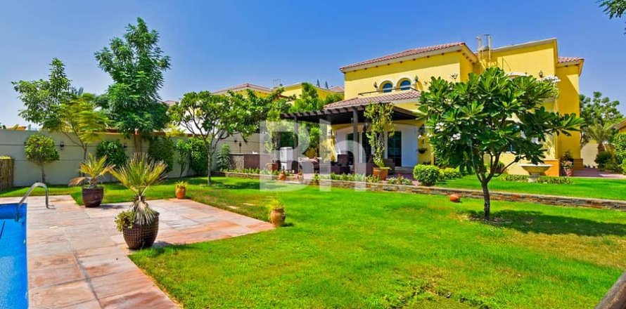 فيلا في Jumeirah Park, دبي 4 غرف نوم, 455 م² رقم 57895