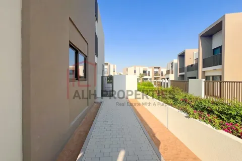 Adosado en Villanova, Dubai Land, Dubai, 4 dormitorios, 234 m², № 92743 - foto 10