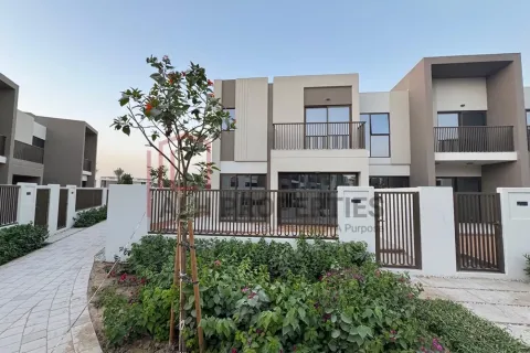 Adosado en Villanova, Dubai Land, Dubai, 4 dormitorios, 234 m², № 92743 - foto 6