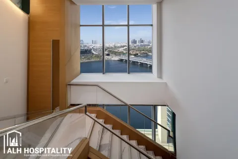 Penthouse in Deira, Dubai 3 bedrooms, 499 sq.m. № 92746 - photo 10