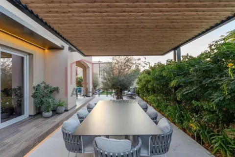 Villa in Villanova, Dubai Land, Dubai 4 bedrooms, 500 sq.m. № 92744 - photo 9