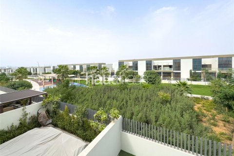 Townhouse in District 11, Mohammed Bin Rashid City, Dubai 4 bedrooms, 252 sq.m. № 43293 - photo 1